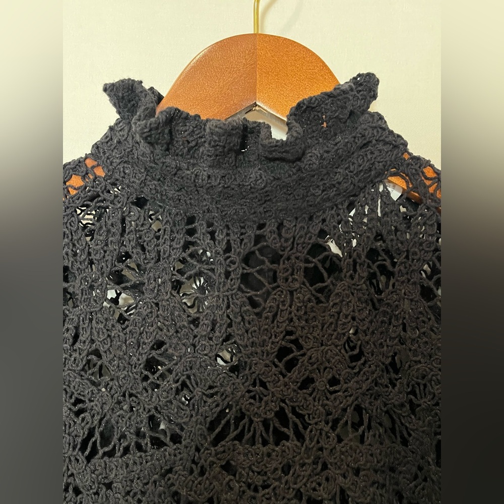 Zara Elegant Black Crochet Maxi Dress - Picture 8 of 16